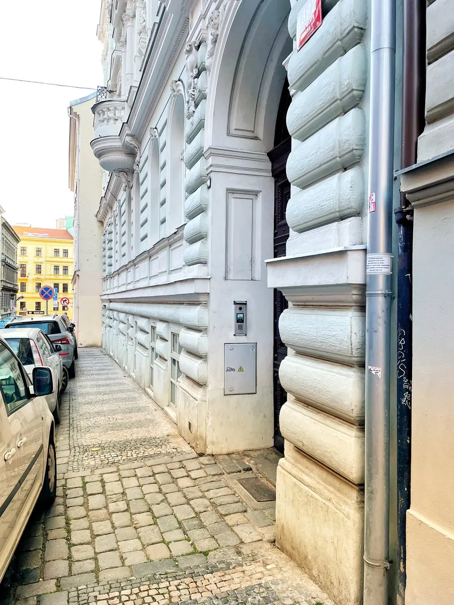 Příčná